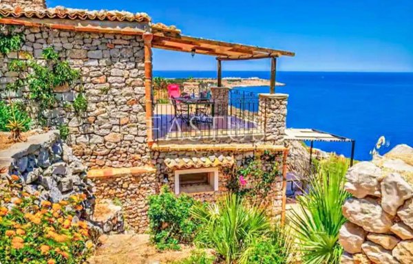 casa indipendente in vendita a Trapani