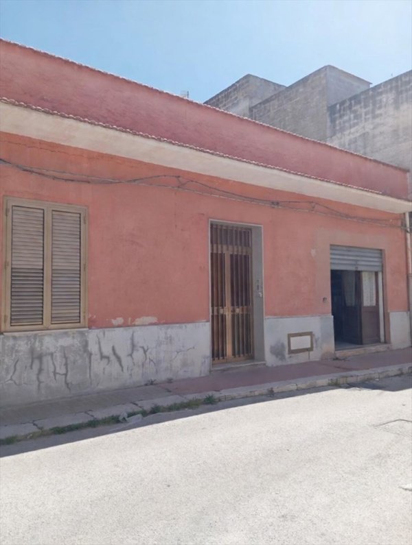 casa indipendente in vendita a Trapani