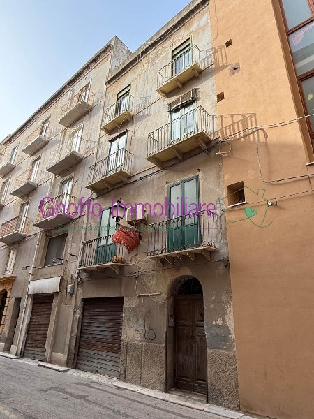 casa indipendente in vendita a Trapani in zona Città Antica