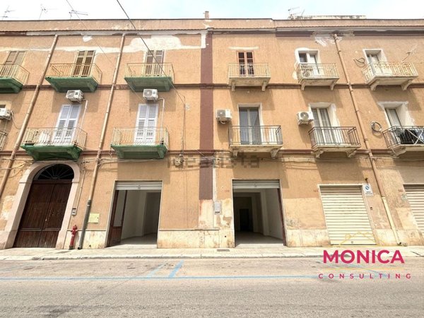 locale commerciale in vendita a Trapani in zona Centro Città
