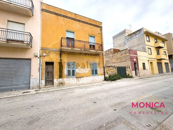 casa indipendente in vendita a Trapani