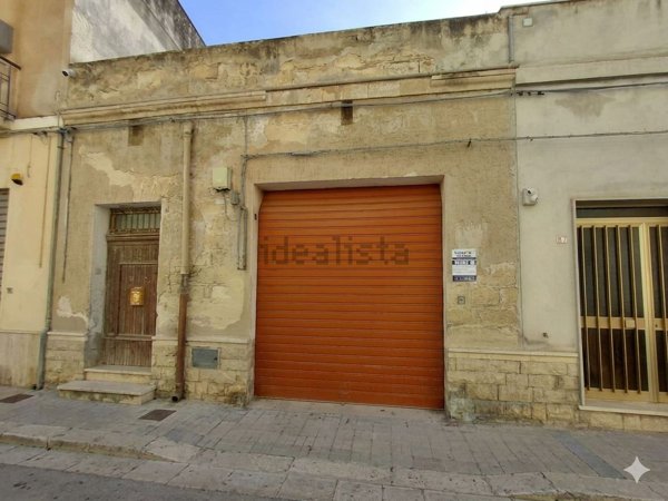 casa indipendente in vendita a Trapani