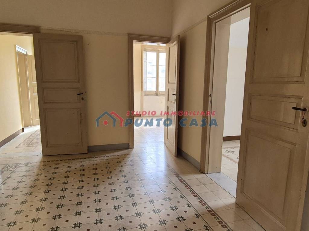 intera palazzina in vendita a Trapani in zona Centro Città