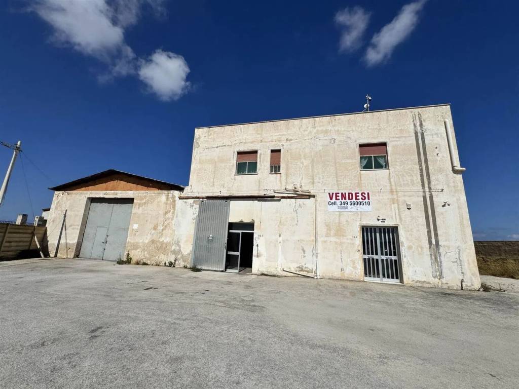 locale commerciale in vendita a Trapani
