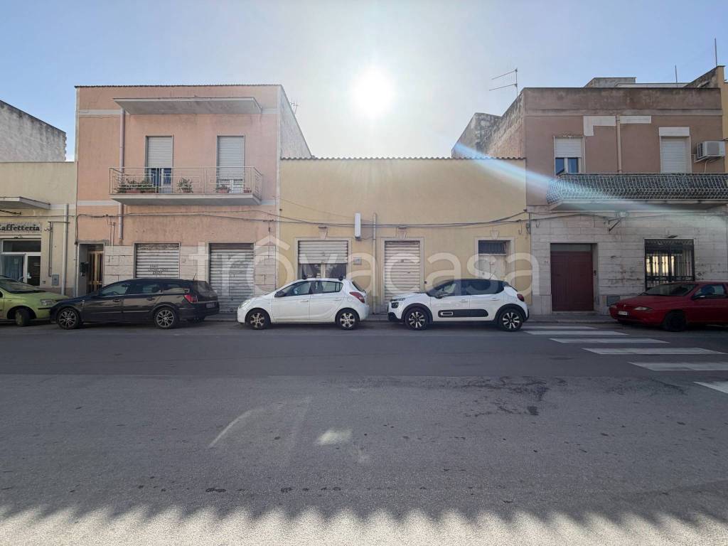 negozio in vendita a Trapani
