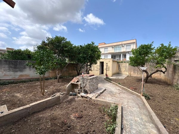 casa indipendente in vendita a Trapani