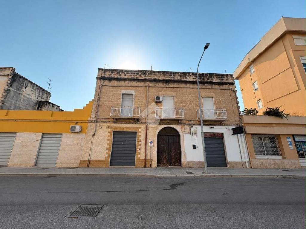 negozio in vendita a Trapani