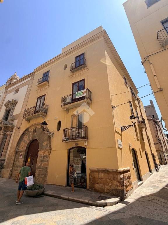 appartamento in vendita a Trapani in zona Città Antica