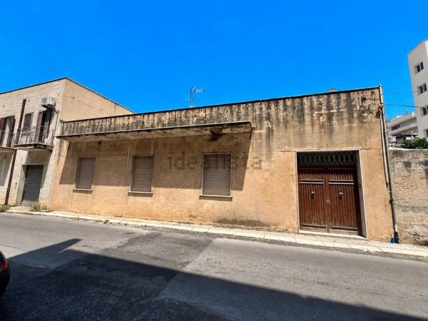 casa indipendente in vendita a Trapani