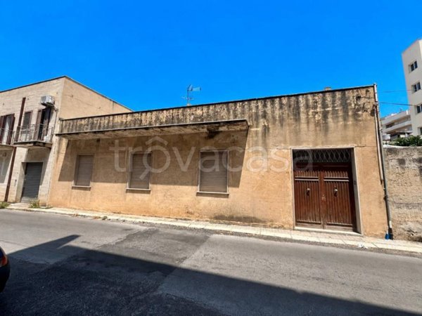 casa indipendente in vendita a Trapani