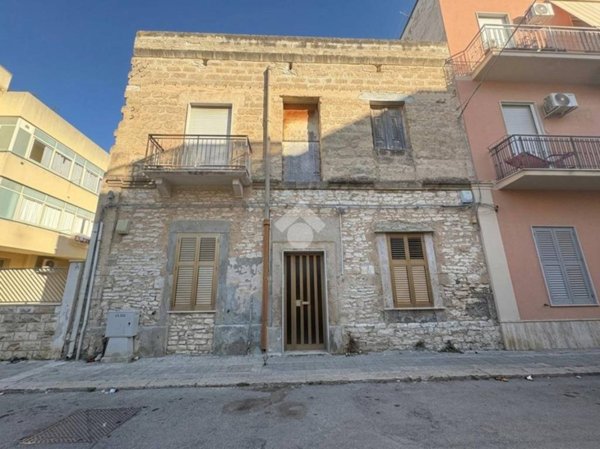 casa indipendente in vendita a Trapani in zona Centro Città