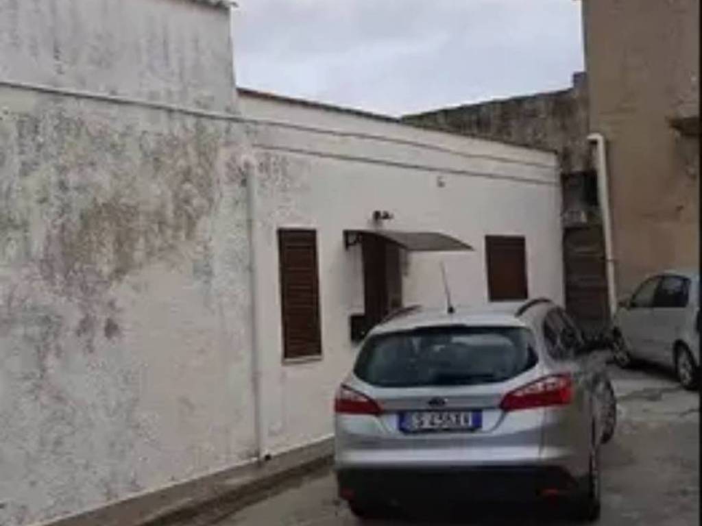 appartamento in vendita a Valderice in zona Crocci