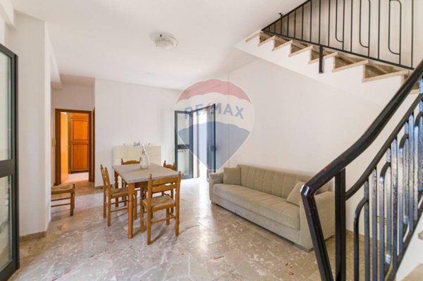 casa indipendente in vendita a Valderice