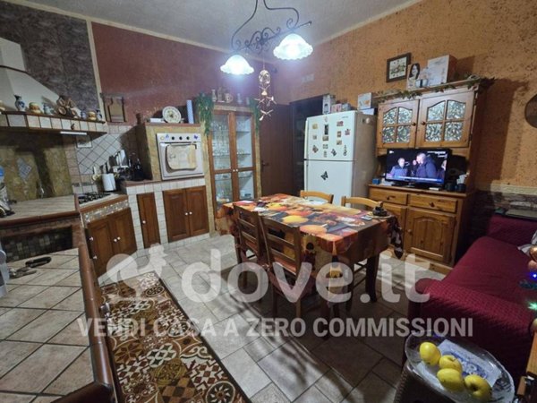 casa indipendente in vendita a Valderice