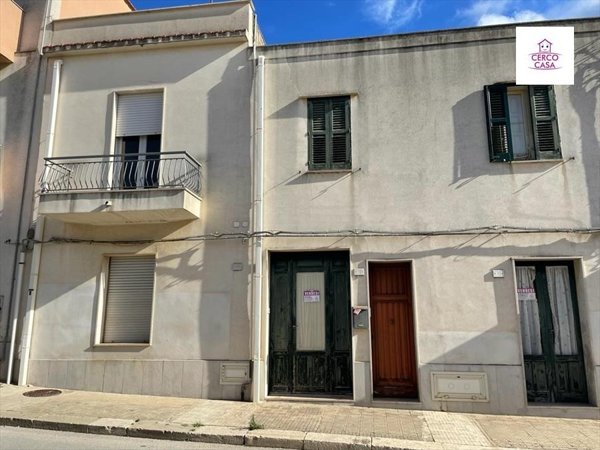 casa indipendente in vendita a Valderice