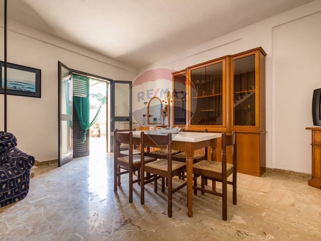 casa indipendente in vendita a Valderice