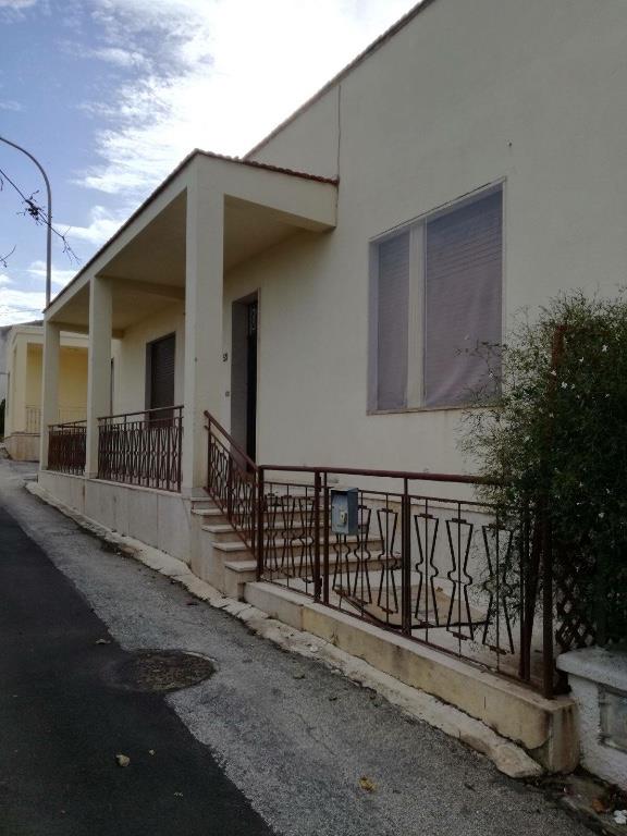 casa indipendente in vendita a Valderice in zona Sant'Andrea
