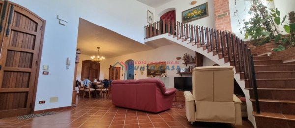 casa indipendente in vendita a Valderice