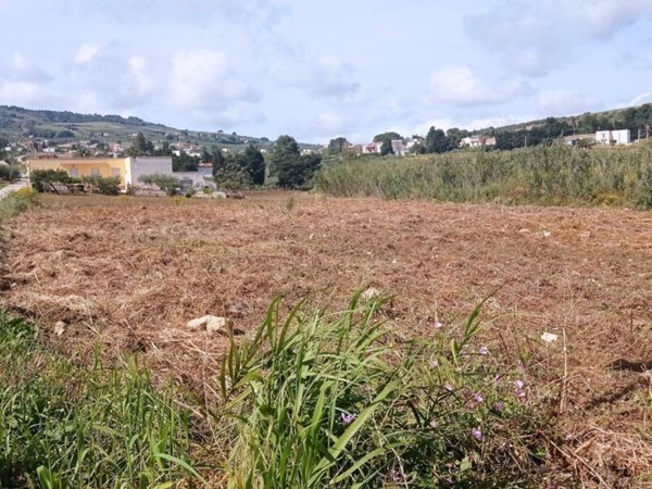 terreno edificabile in vendita a Valderice in zona Crocci