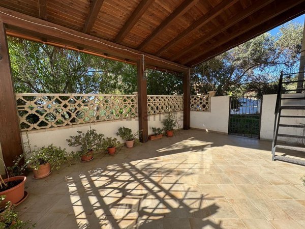 casa indipendente in vendita a Valderice