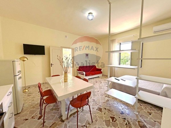 casa indipendente in vendita a Valderice in zona Crocevie