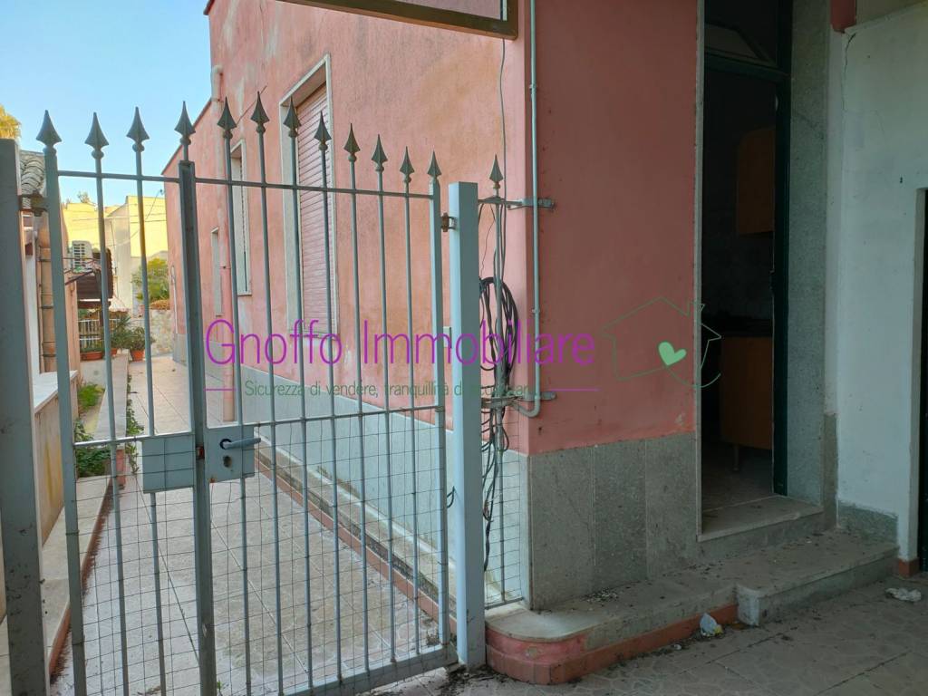 casa indipendente in vendita a Valderice