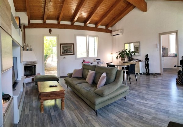 villa in vendita a Valderice in zona Sant'Andrea