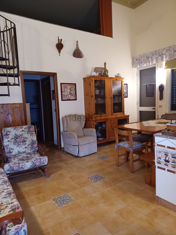 casa indipendente in vendita a Valderice in zona Lenzi
