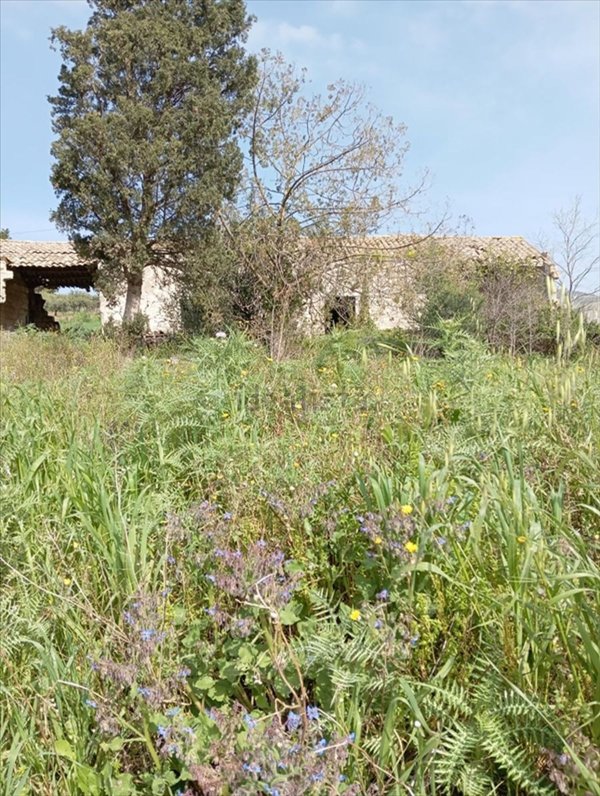 quadrivano in vendita a Valderice in zona Crocci