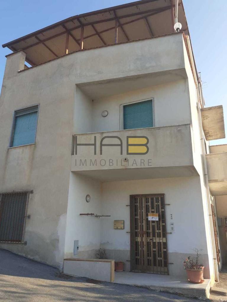 casa indipendente in vendita a Valderice