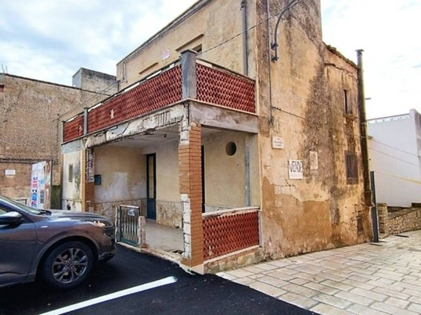 casa indipendente in vendita a Valderice