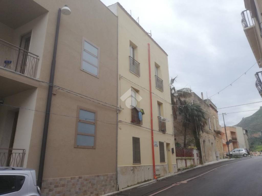 casa indipendente in vendita a Valderice