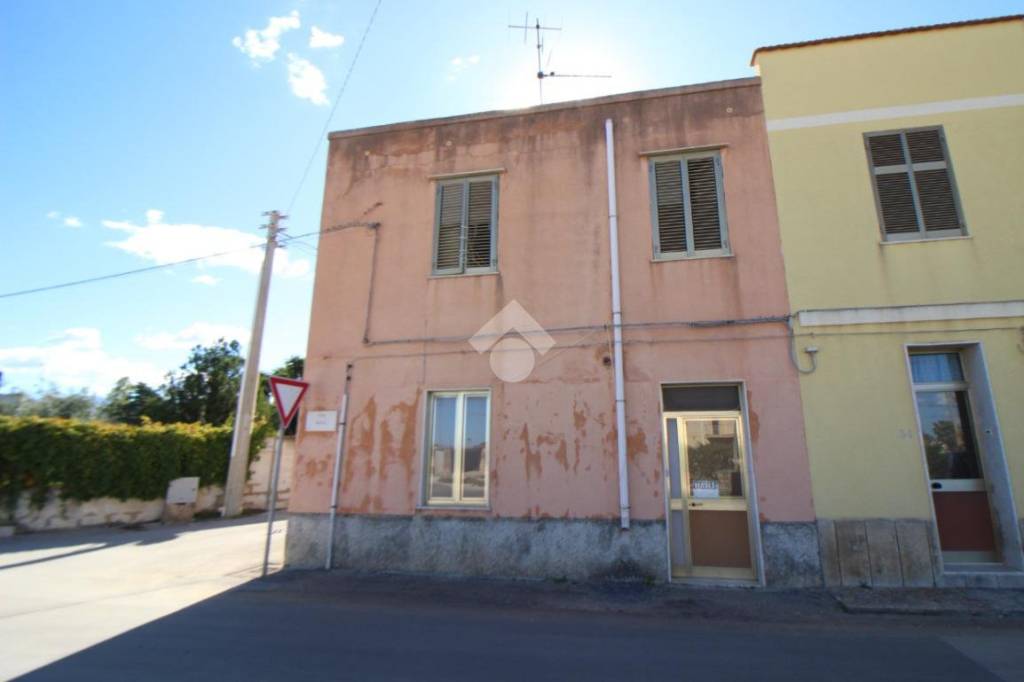 casa indipendente in vendita a Valderice