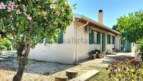 casa indipendente in vendita a Valderice in zona Sant'Andrea