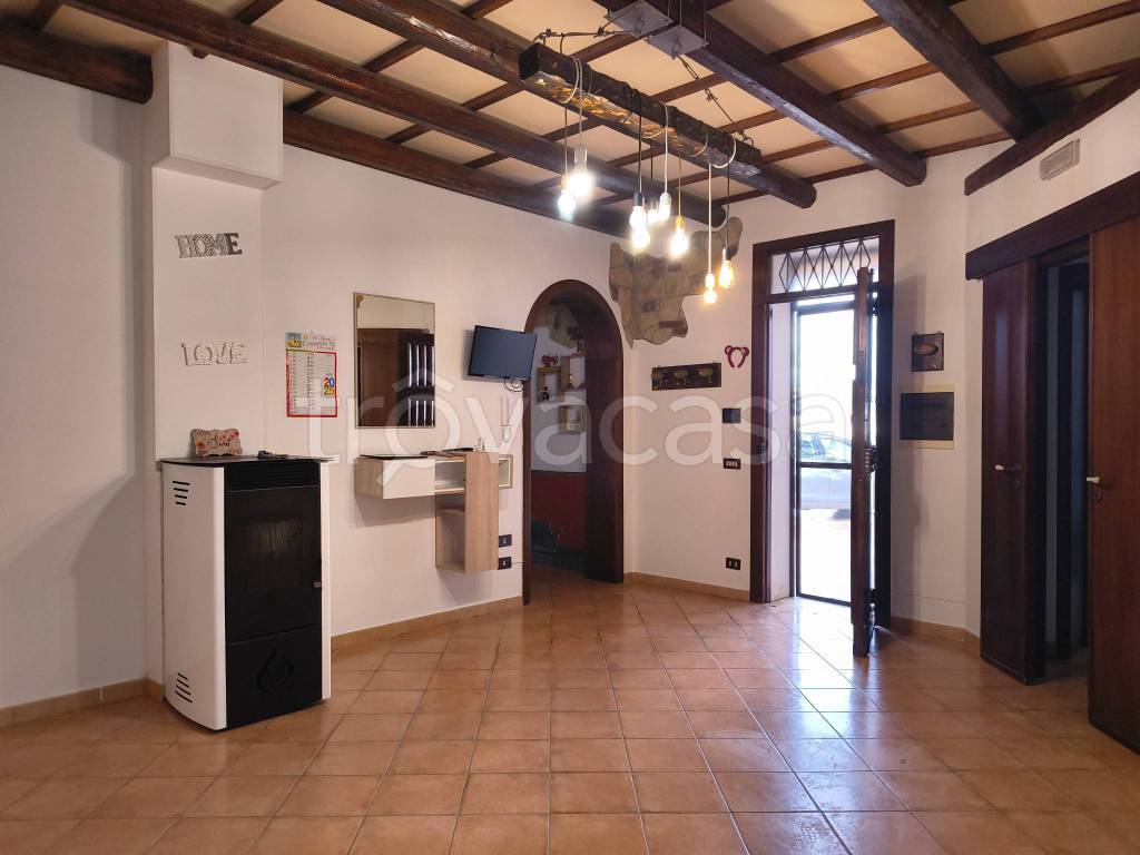 casa indipendente in vendita a Valderice in zona Crocevie