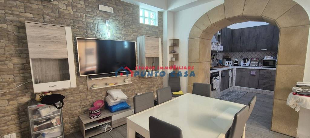 casa indipendente in vendita a Valderice