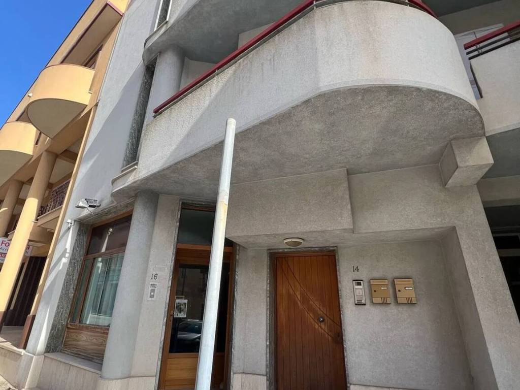 negozio in vendita a Valderice