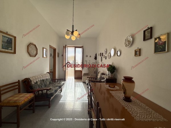 casa indipendente in vendita a Valderice