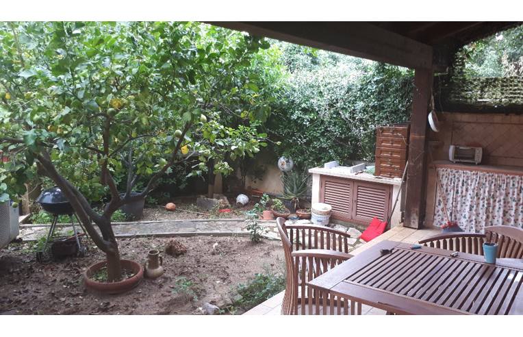 casa indipendente in vendita a Valderice