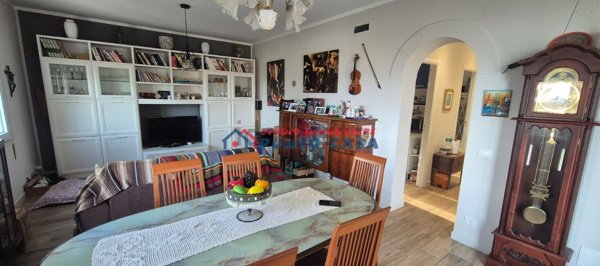 casa indipendente in vendita a Valderice