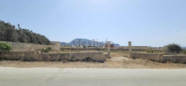 terreno edificabile in vendita a Valderice