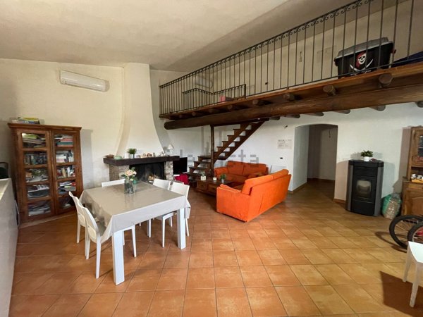 casa indipendente in vendita a Valderice in zona Sant'Andrea