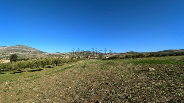 casa indipendente in vendita a Valderice