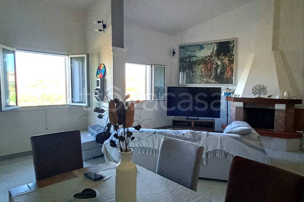 casa indipendente in vendita a Valderice in zona Crocevie