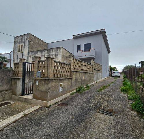 intera palazzina in vendita a Valderice