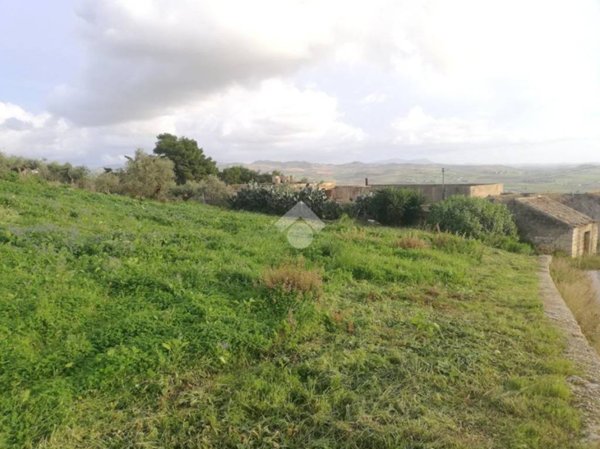 ufficio in vendita a Valderice