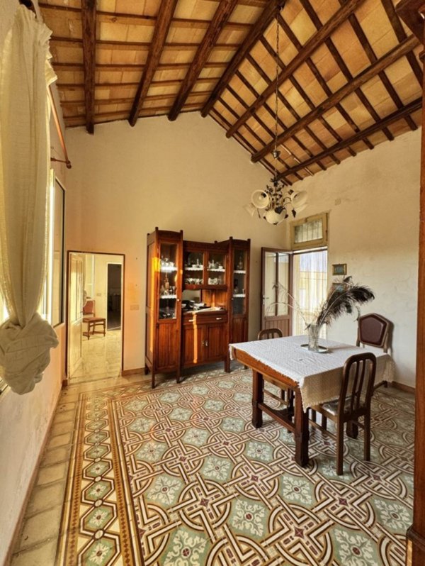 casa indipendente in vendita a Valderice in zona Crocci