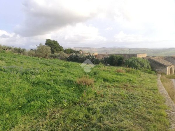 terreno edificabile in vendita a Valderice