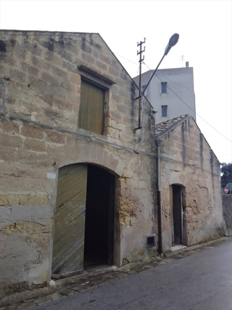 casa indipendente in vendita a Valderice