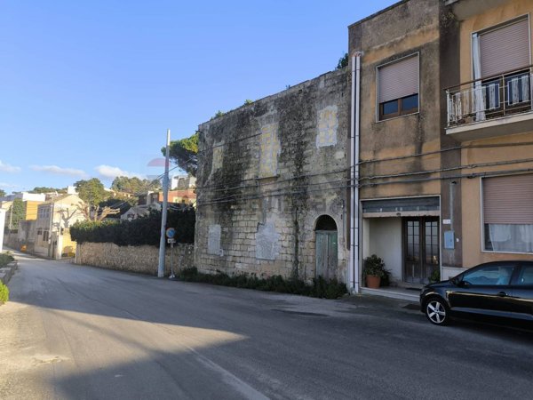 rudere in vendita a Valderice